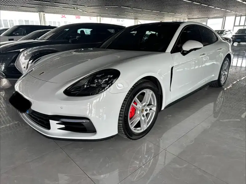 Porsche Panamera, 2018