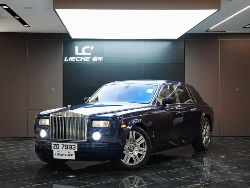 Rolls-Royce Phantom, 2004