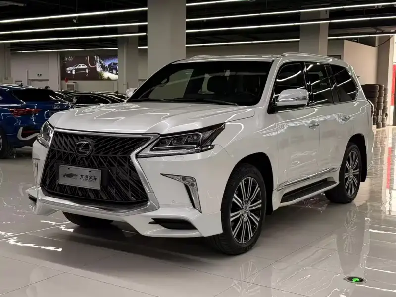 Lexus LX, 2020