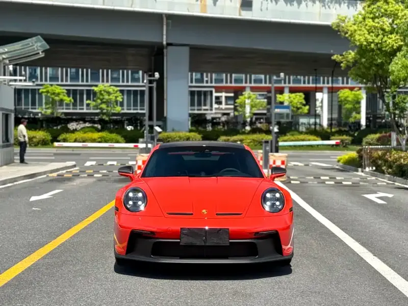 Porsche 911, 2025