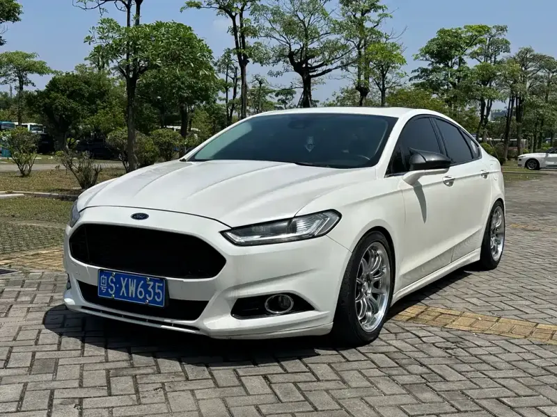 Ford Mondeo, 2013
