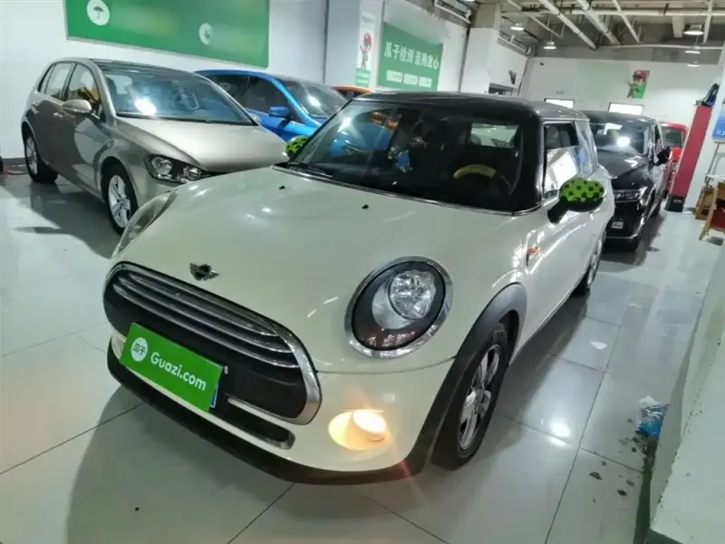 MINI Mini, 2015