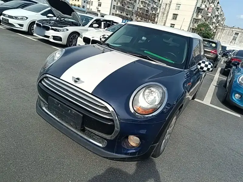 MINI Mini, 2015