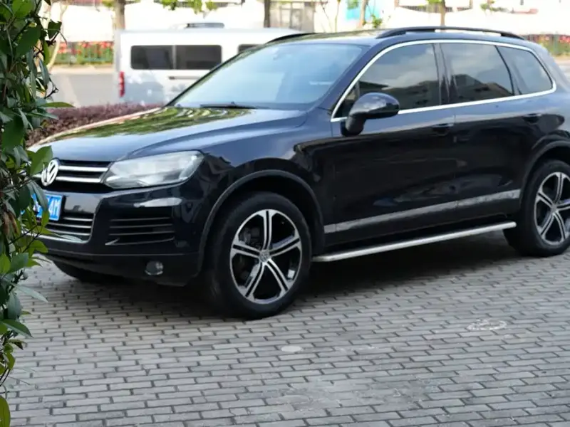 Volkswagen Touareg, 2015