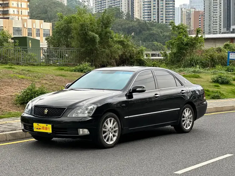 Toyota Crown, 2007