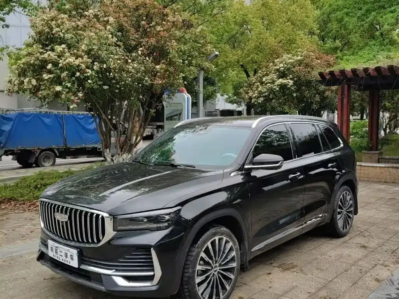 Geely Xingyue L, 2025