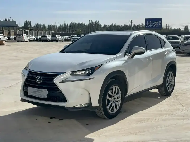 Lexus NX, 2017