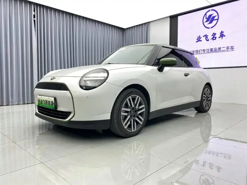 MINI COOPER EV, 2025