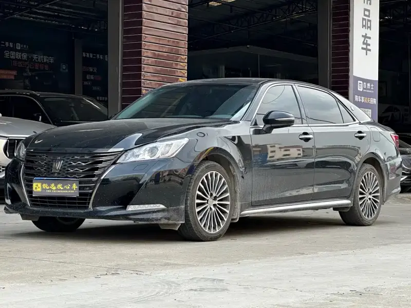 Toyota Crown, 2020