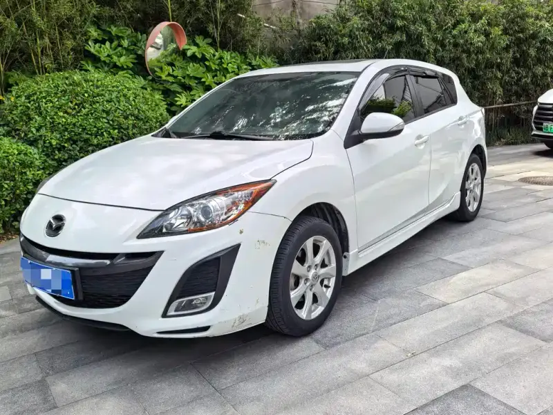 Mazda 3 Xingcheng, 2012