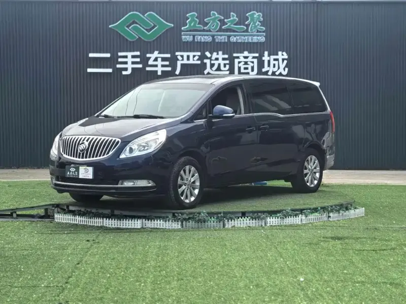 Buick GL8, 2011