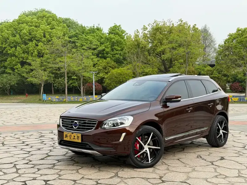 Volvo XC60, 2016