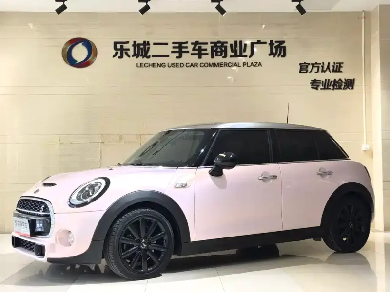 MINI Mini, 2015