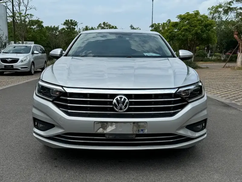 Volkswagen Sagitar, 2022