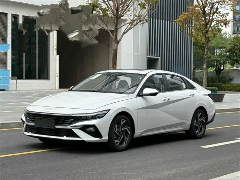 Hyundai Elantra, 2026