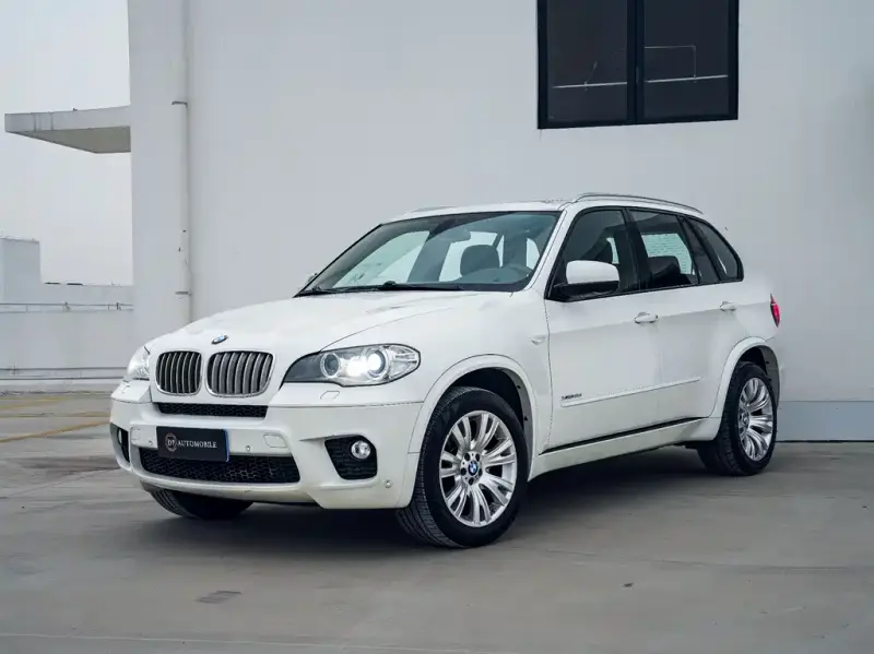BMW X5 (Import), 2012
