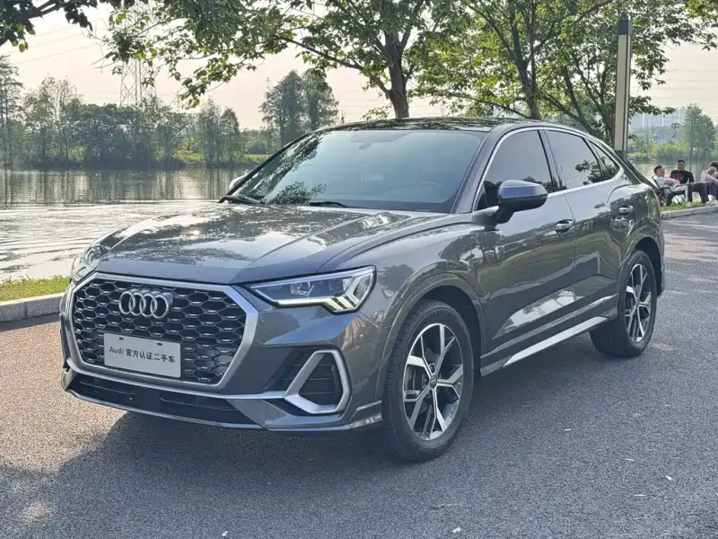 Audi Q3 Sportback, 2021