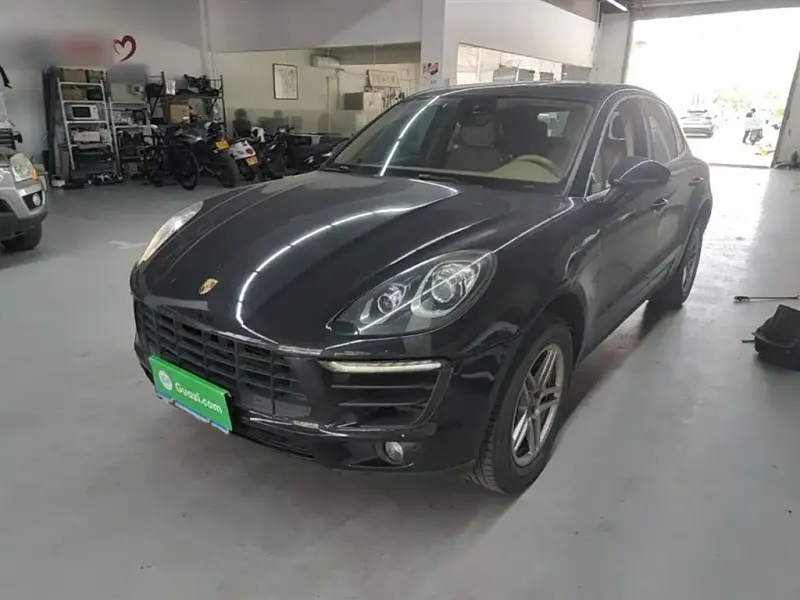 Porsche Macan, 2016
