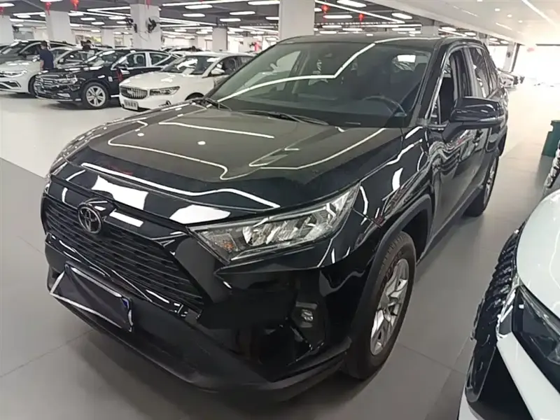 Toyota RAV4, 2024