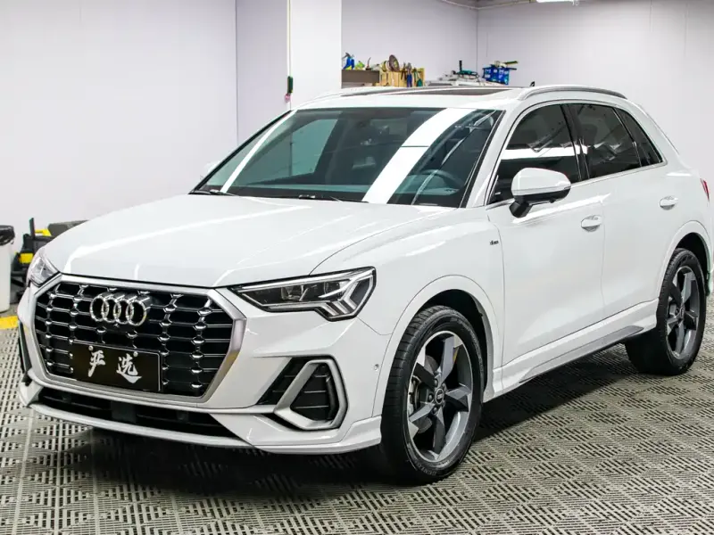 Audi Q3, 2022