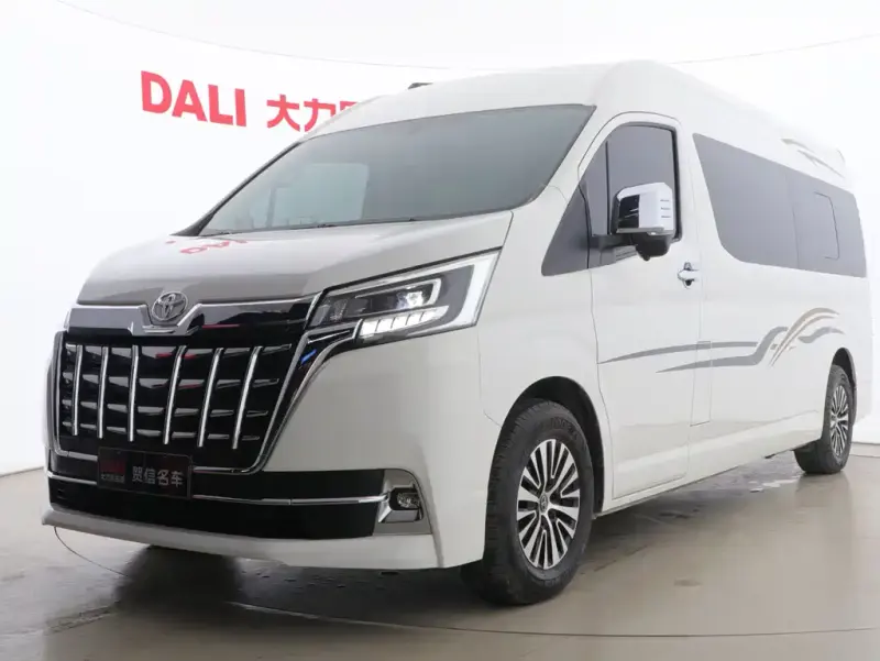 Toyota Hiace, 2023