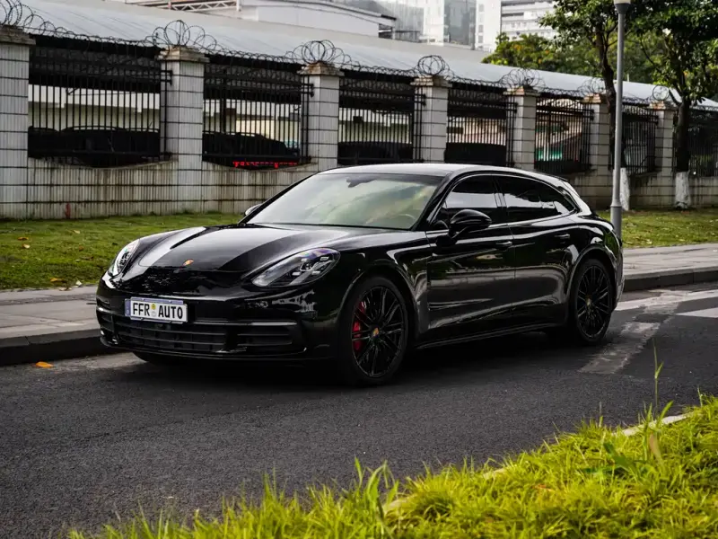 Porsche Panamera, 2019