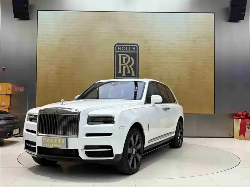 Rolls-Royce Cullinan, 2022