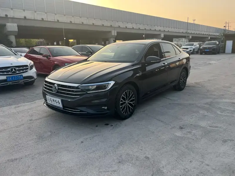 Volkswagen Sagitar, 2020