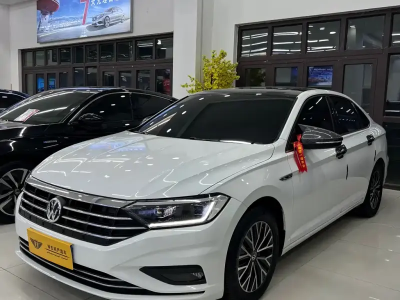 Volkswagen Sagitar, 2021