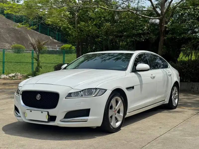 Jaguar XFL, 2017