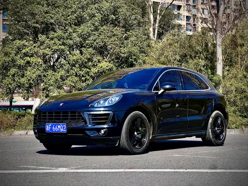 Porsche Macan, 2016