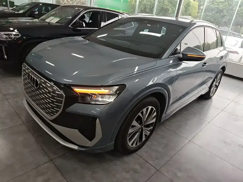 Audi Q4 e-tron, 2022