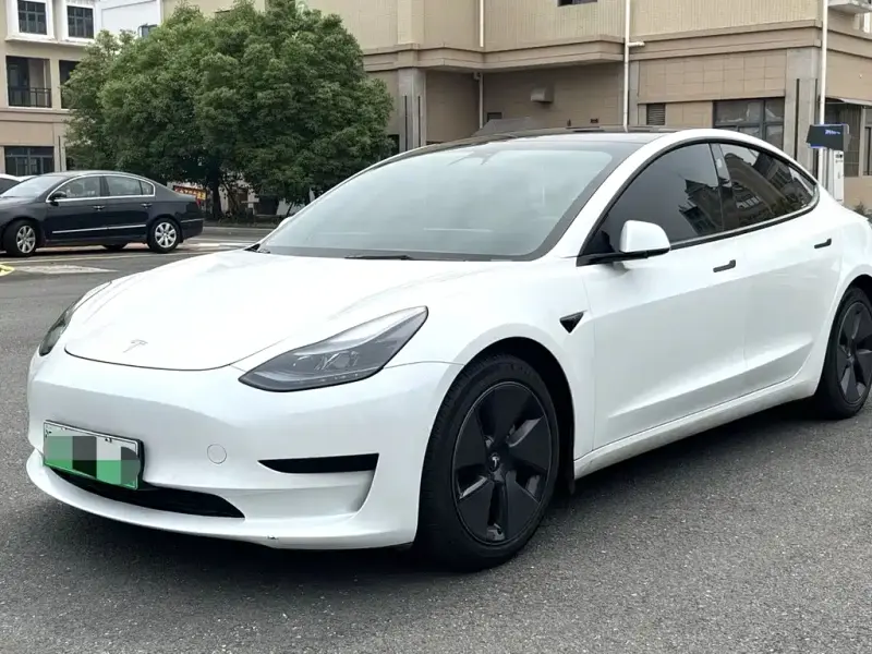 Tesla Model 3, 2023