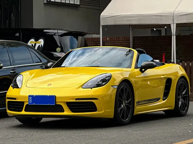 Porsche Boxster, 2022