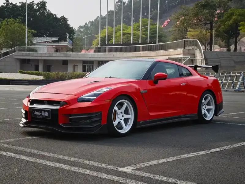 Nissan GT-R, 2012