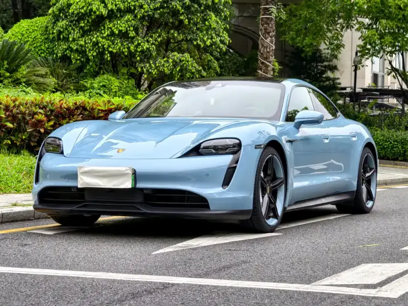 Porsche Taycan, 2021