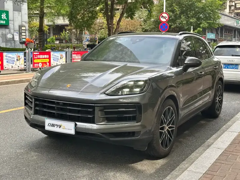 Porsche Cayenne, 2024