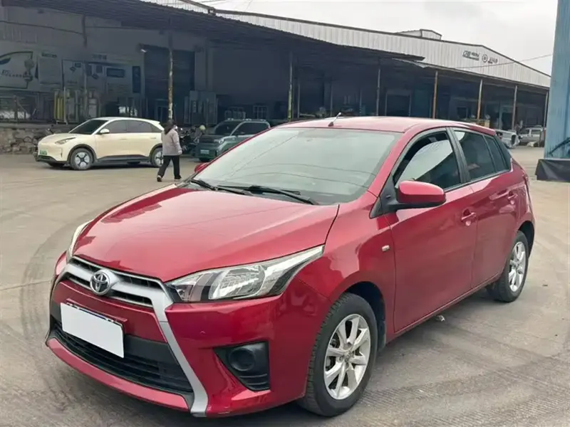 Toyota Yaris L, 2015