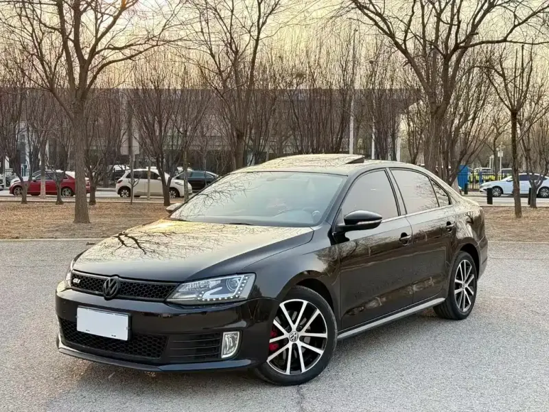 Volkswagen Sagitar, 2014