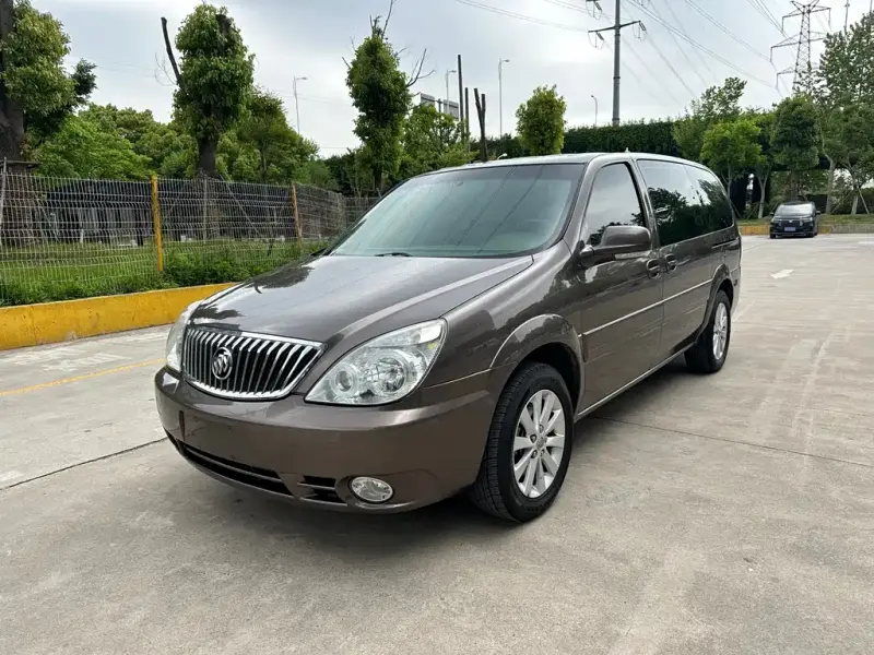 Buick GL8, 2017