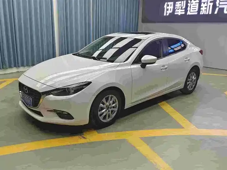 Mazda 3 Axela, 2019