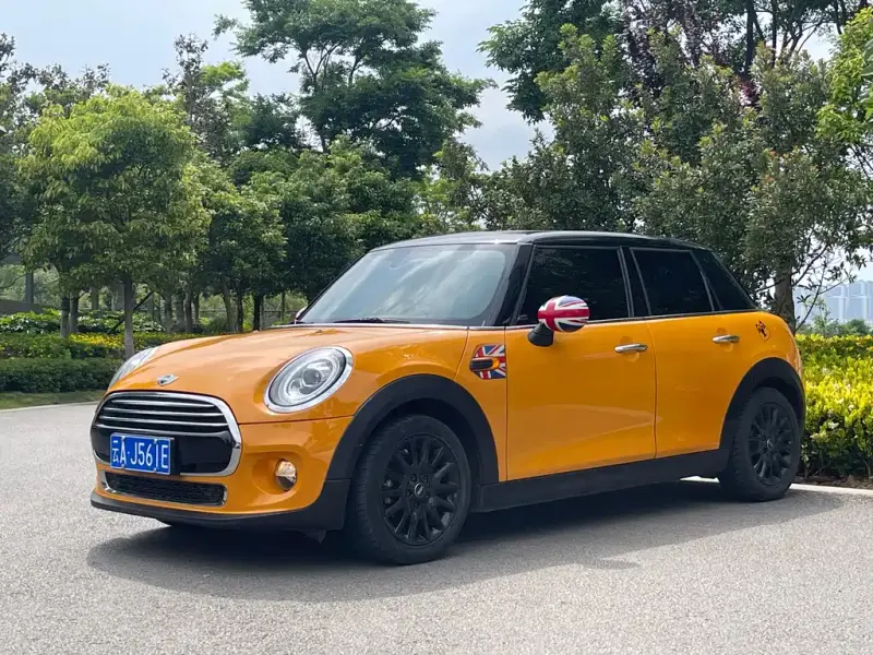 MINI Mini, 2015