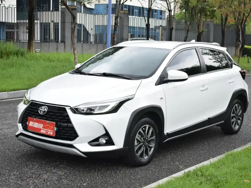 Toyota Yaris L, 2023