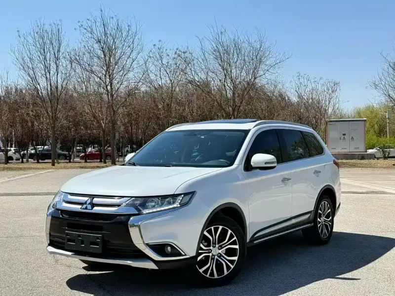 Mitsubishi Outlander, 2017
