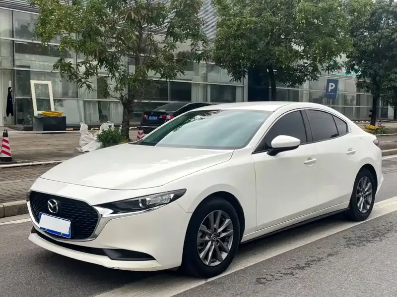 Mazda 3 Axela, 2022