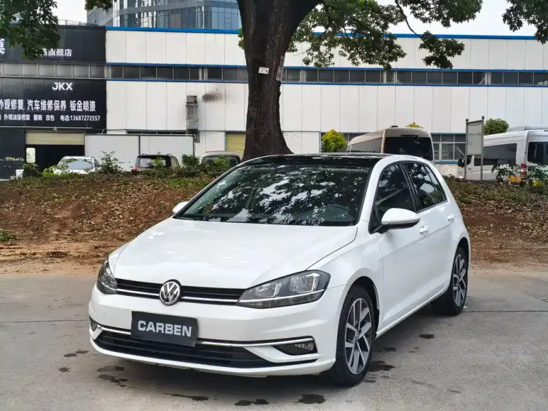 Volkswagen Golf, 2020