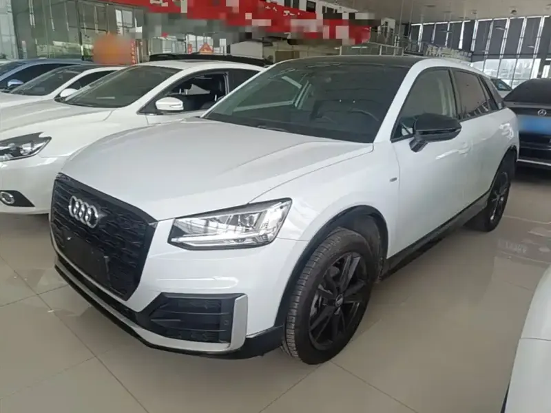 Audi Q2L, 2019