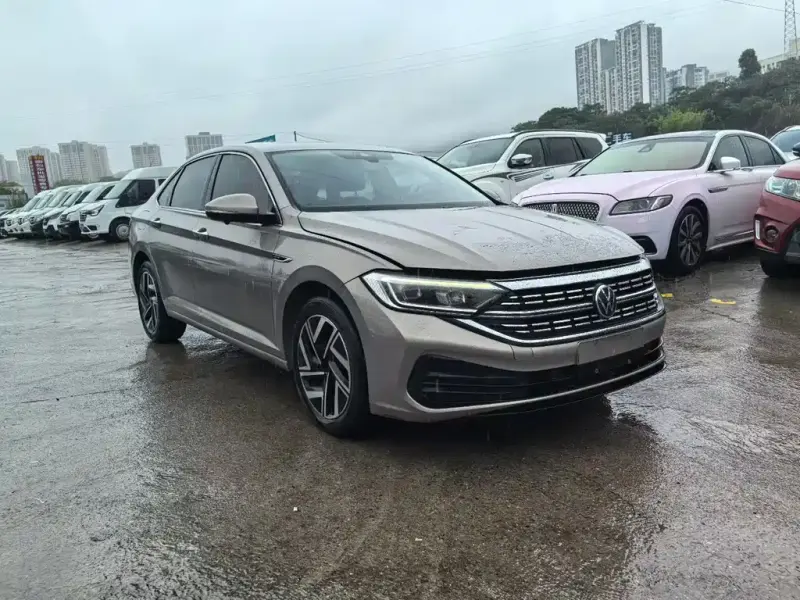 Volkswagen Sagitar, 2022
