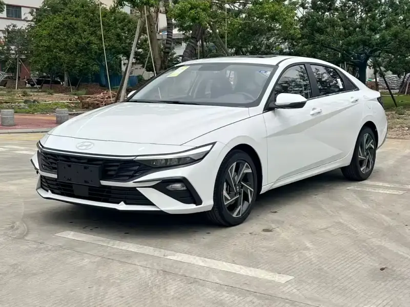 Hyundai Elantra, 2026