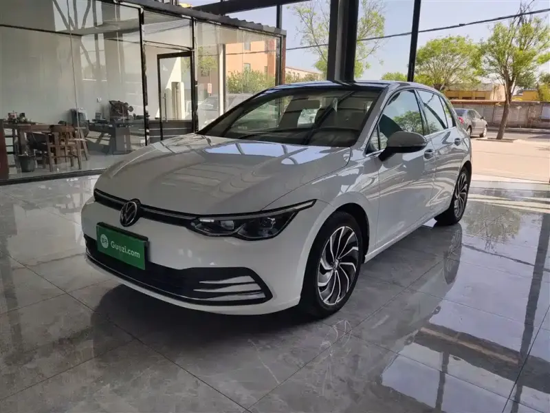 Volkswagen Golf, 2021